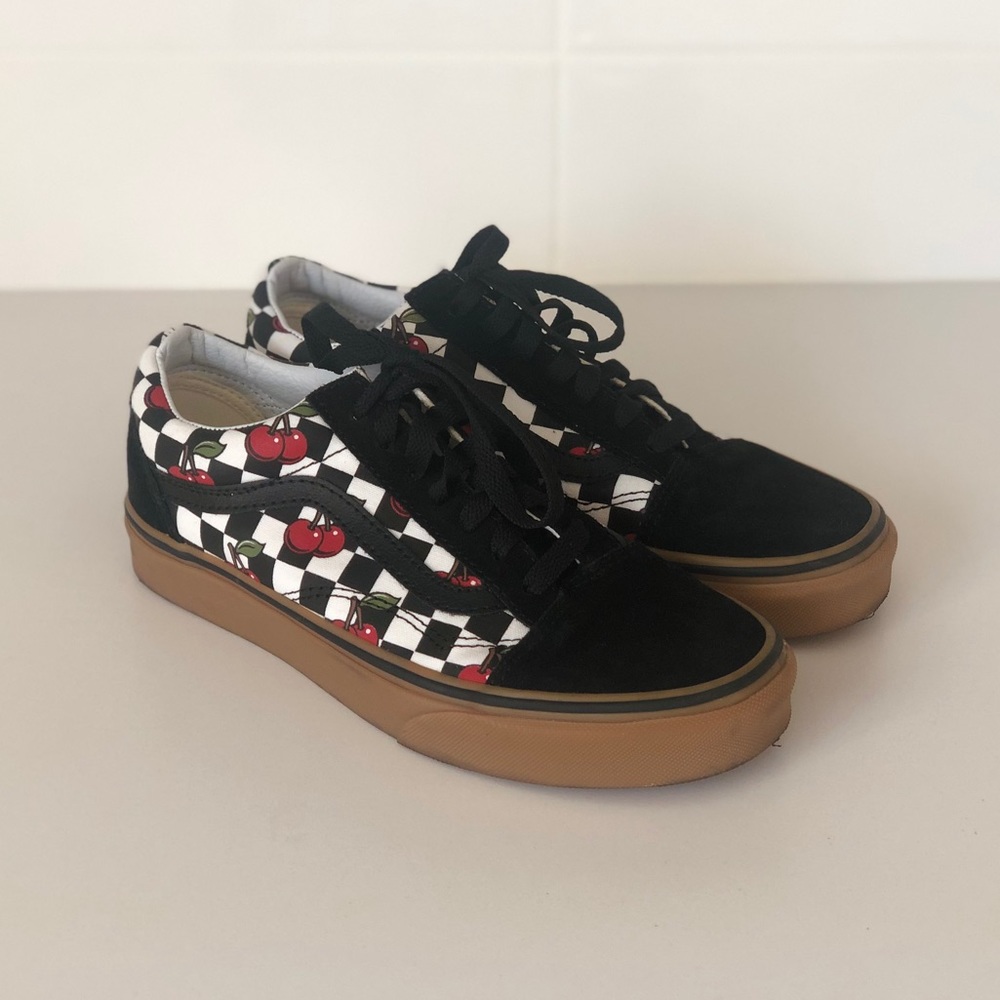 Vans Old Skool Cherry Black & Gum Checkered 7.5